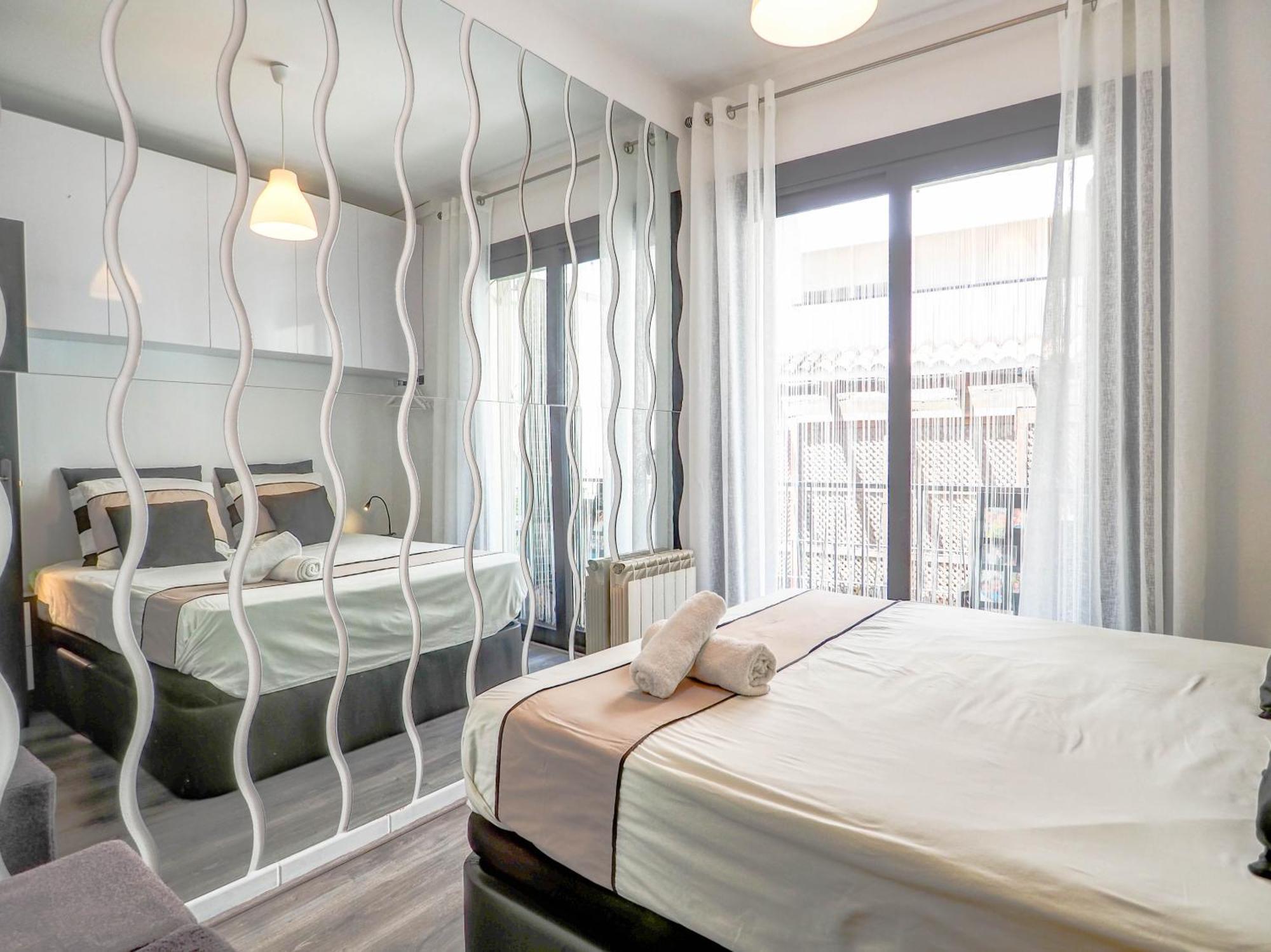 Flamingo Apartment By Hello Homes Sitges Kültér fotó